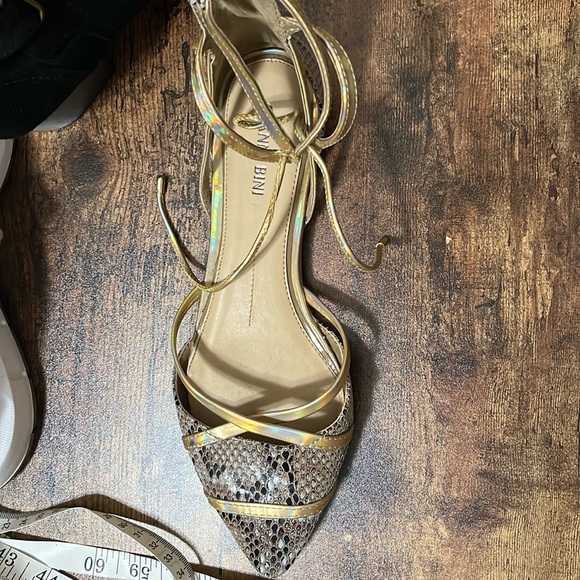 Gianni Bini Gold Dorsay Ankle Tie Flats - Picture 6 of 6